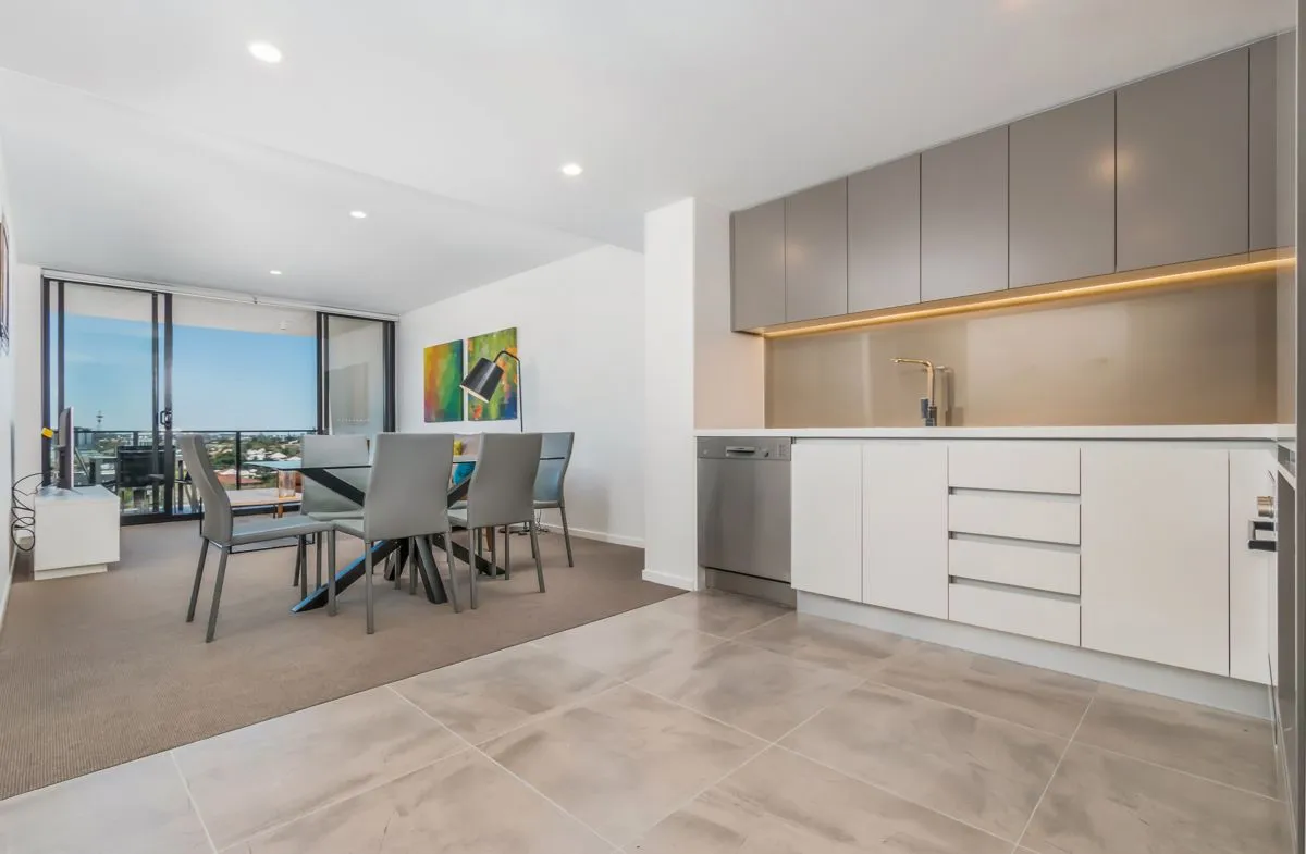 North-Facing Apartment | Sweeping Gabba Views, Rare Tandem Parking & Low BC Levies - View 6