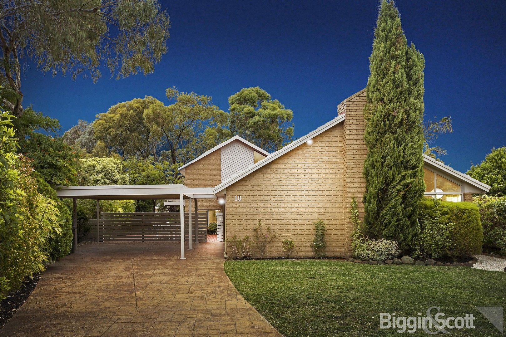 10 St Georges Court, Glen Waverley VIC 3150, Image 0