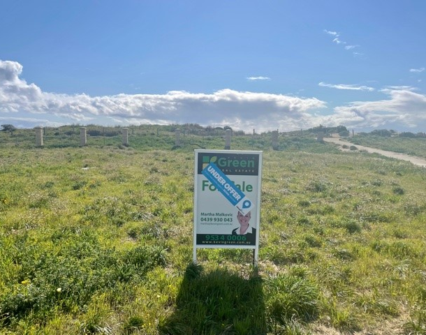 2A Seawind Drive, Silver Sands WA 6210