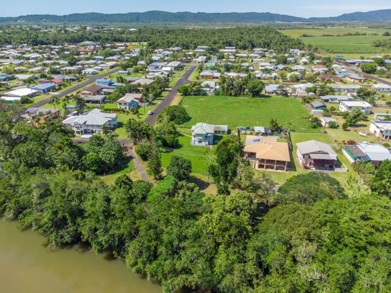 5 bedrooms House in  SOUTH INNISFAIL QLD, 4860