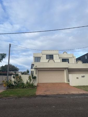 5 bedrooms House in 1/141A Soldiers Point Road SOLDIERS POINT NSW, 2317