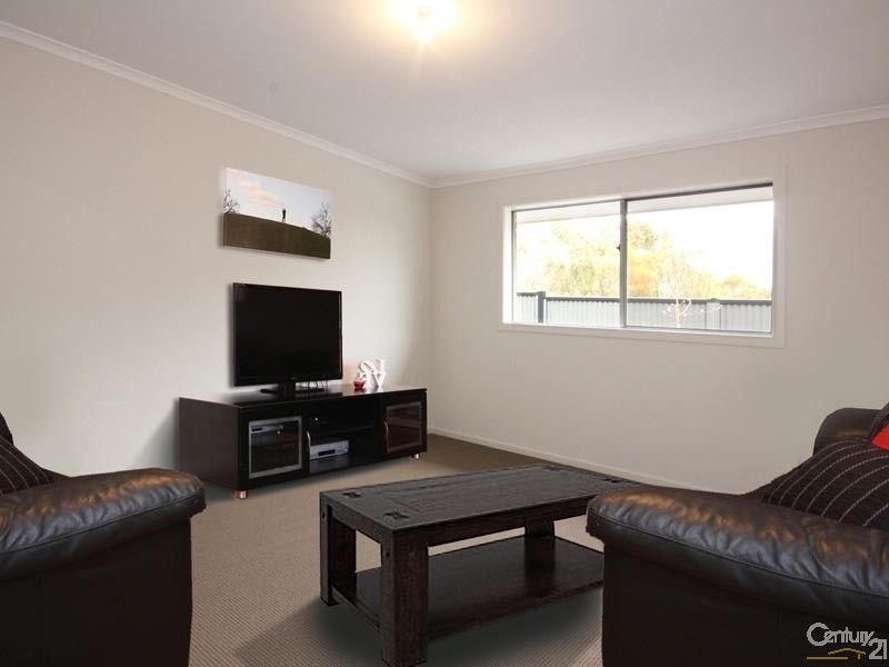 2 Darling Street, Evanston South SA 5116, Image 2