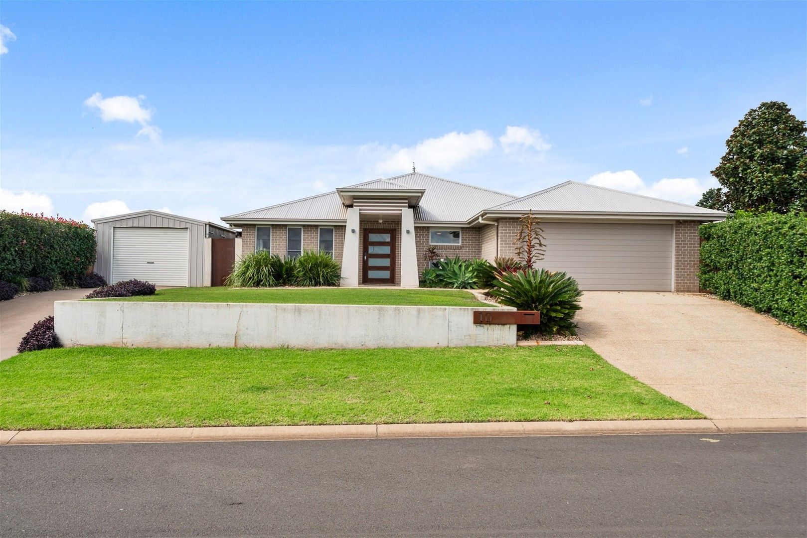 10 Bennett Street, Kleinton QLD 4352, Image 0