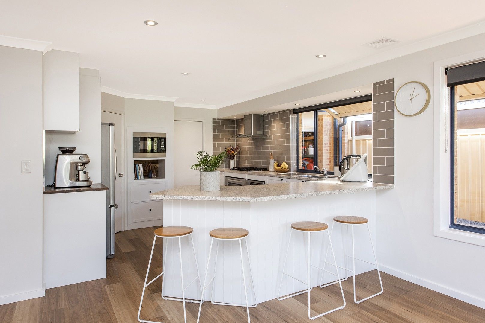 4 bedrooms House in 30 Borough Road BALDIVIS WA, 6171