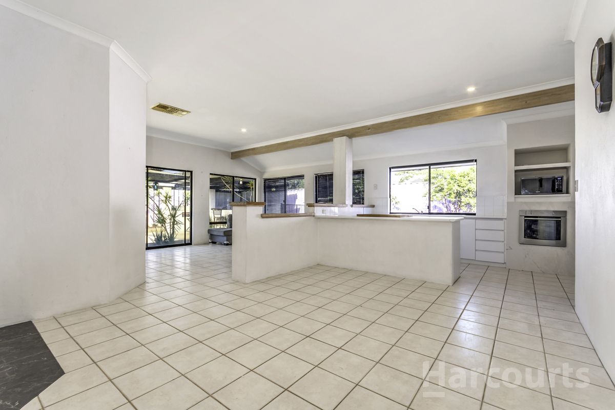 12 Bergalia Mews, Currambine WA 6028, Image 2