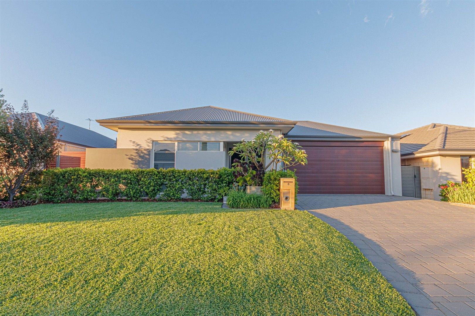 4 bedrooms House in 8 Nerium Way SINAGRA WA, 6065