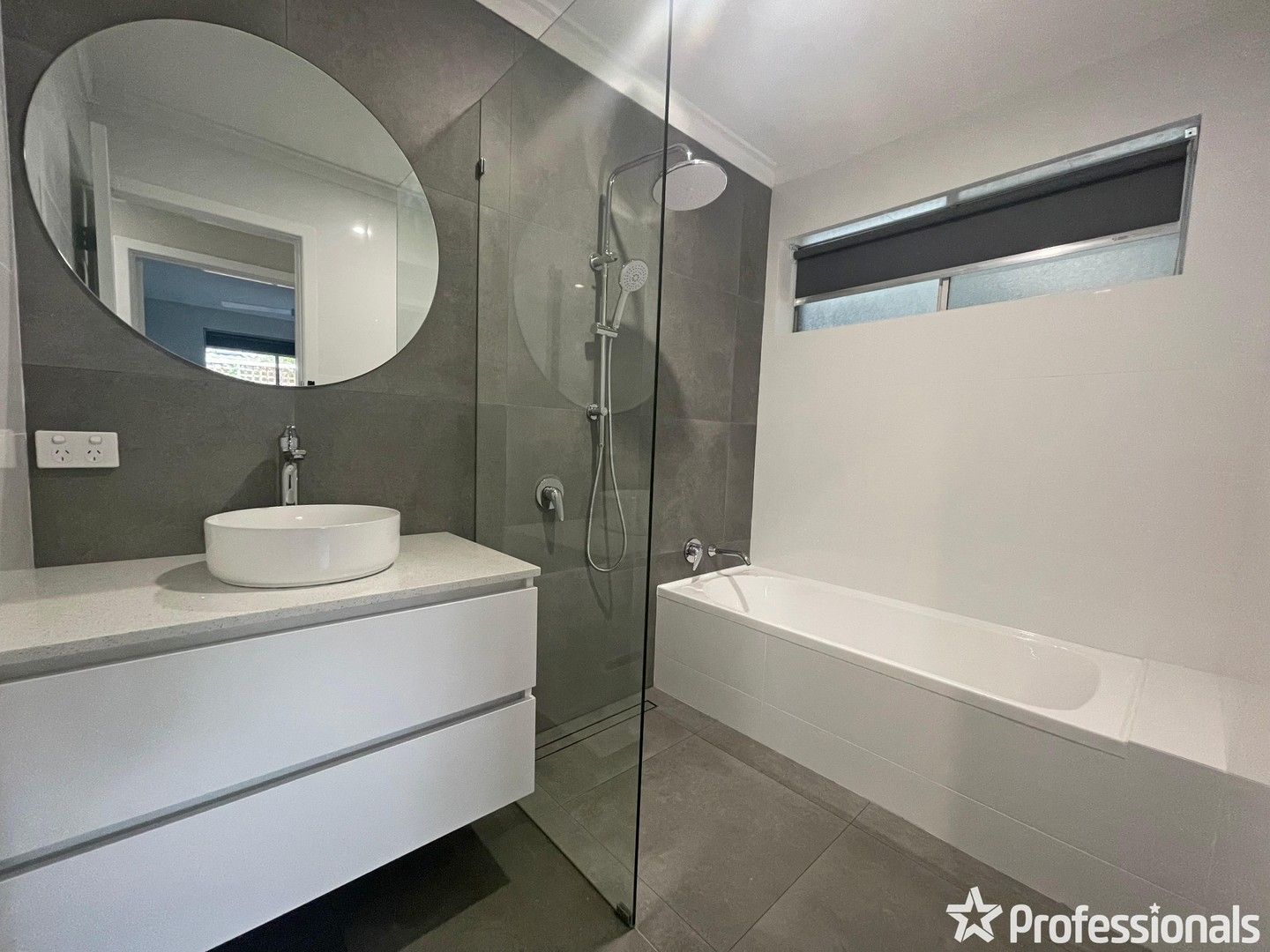 4 bedrooms House in 5 Goudhurst Place GOSNELLS WA, 6110