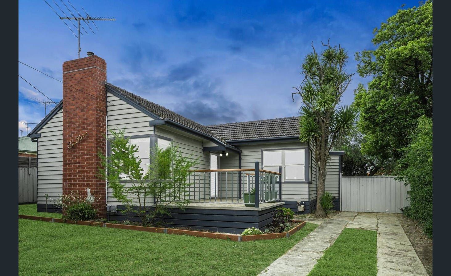 3 bedrooms House in 7 Bellarine  Highway NEWCOMB VIC, 3219