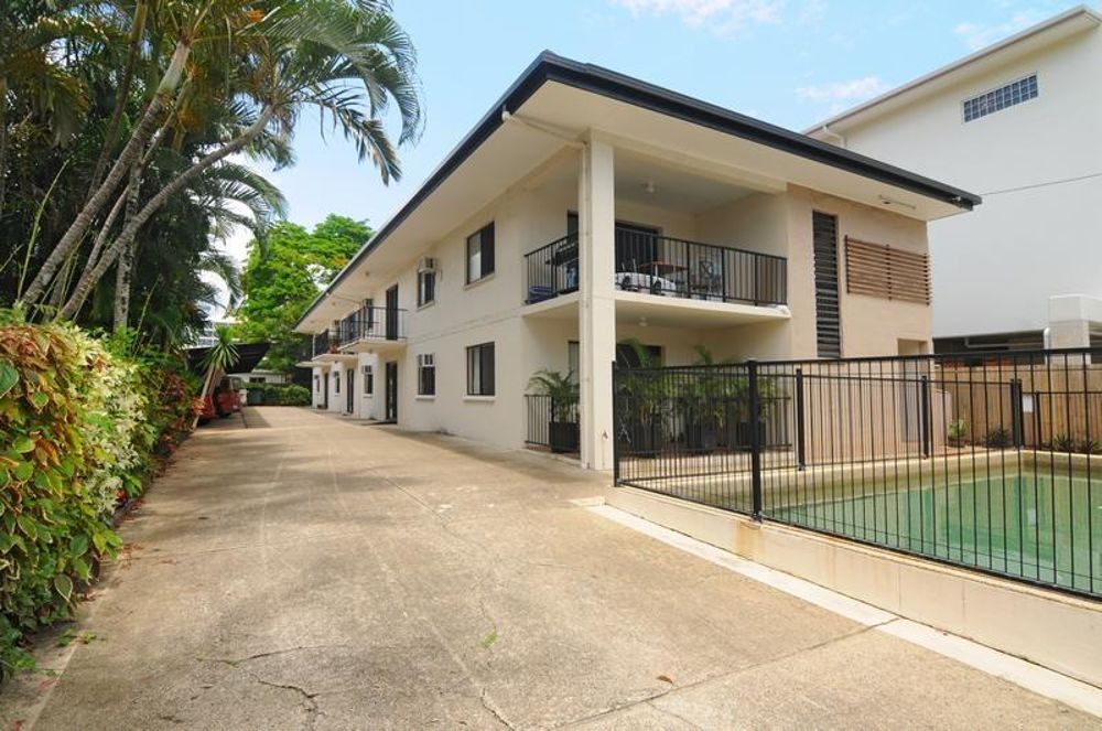 2/187 Lake Street, Cairns City QLD 4870, Image 0