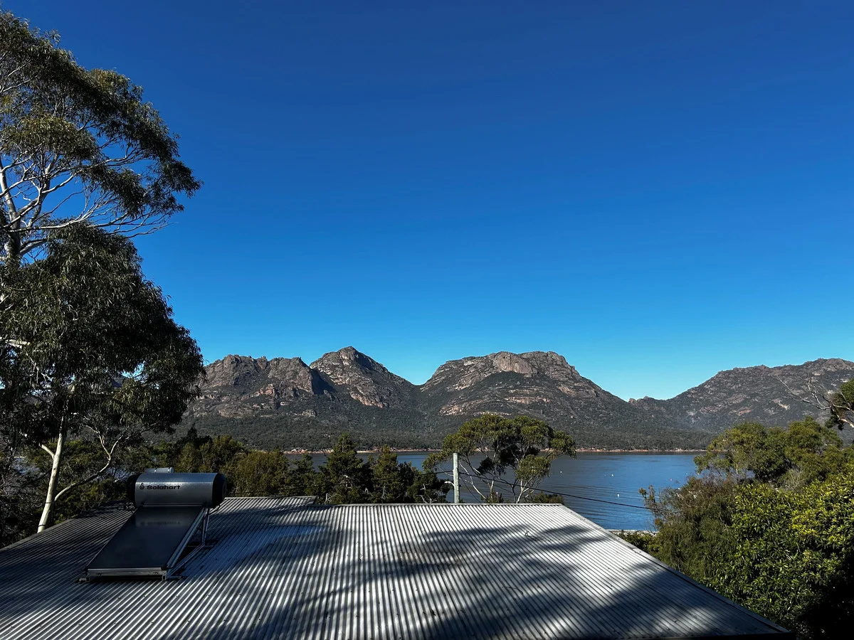 9 Esplanade East, Coles Bay TAS 7215