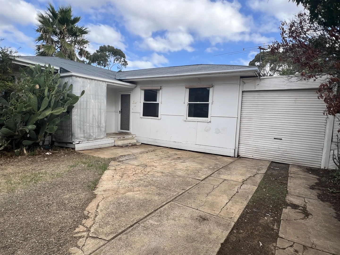 10 Whitsbury Rd, Elizabeth North SA 5113