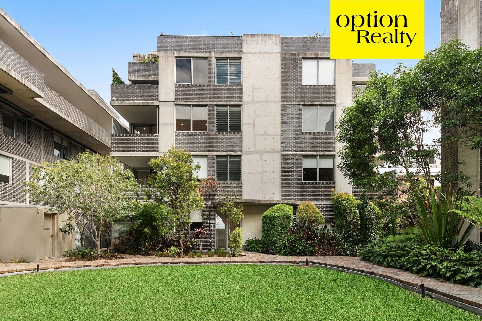 2 bedrooms Apartment / Unit / Flat in 206/23-25 Rosebery Ave ROSEBERY NSW, 2018