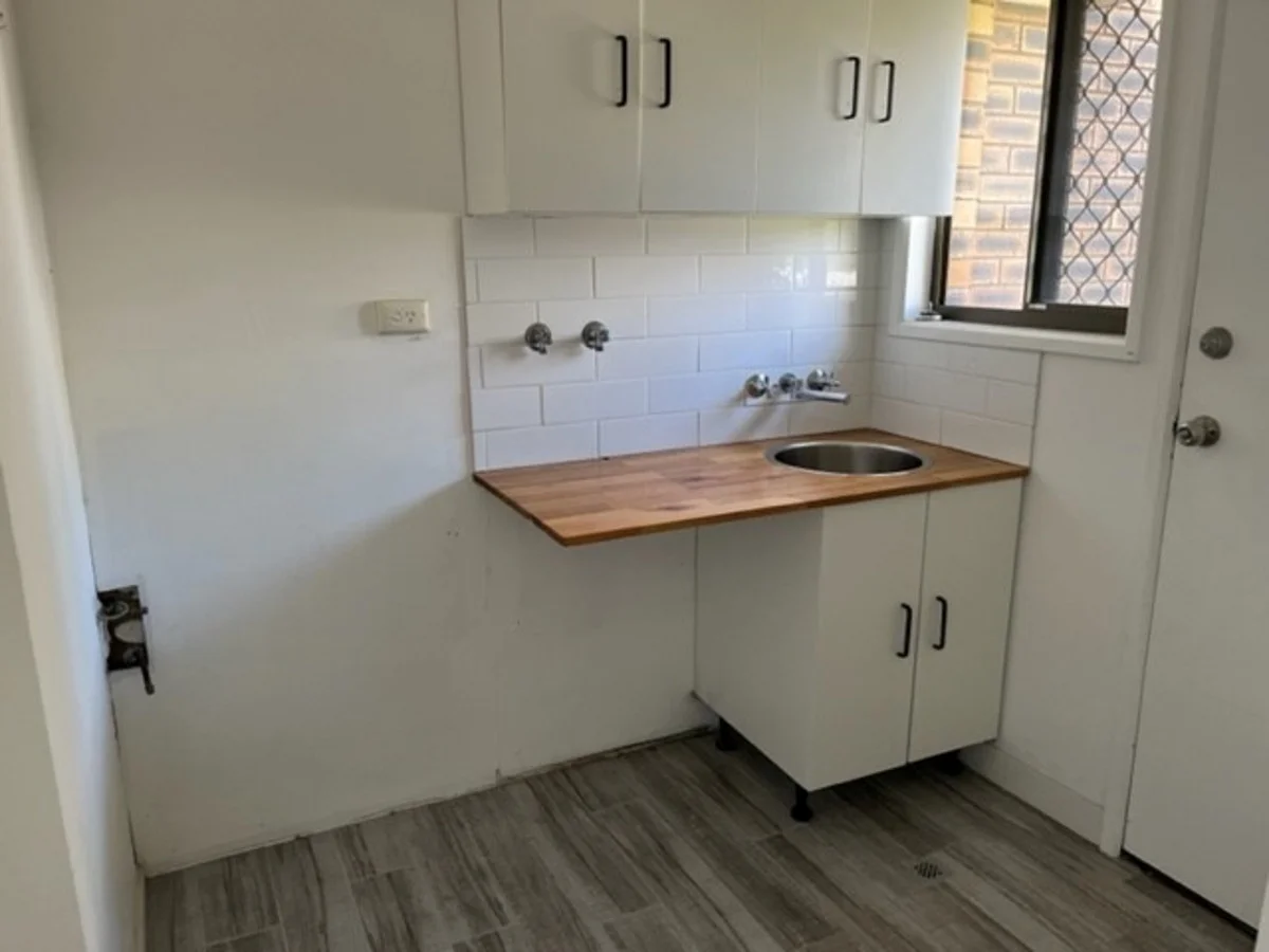 Additional image 8 of 2/6 Corunna Cr, Ashmore QLD 4214