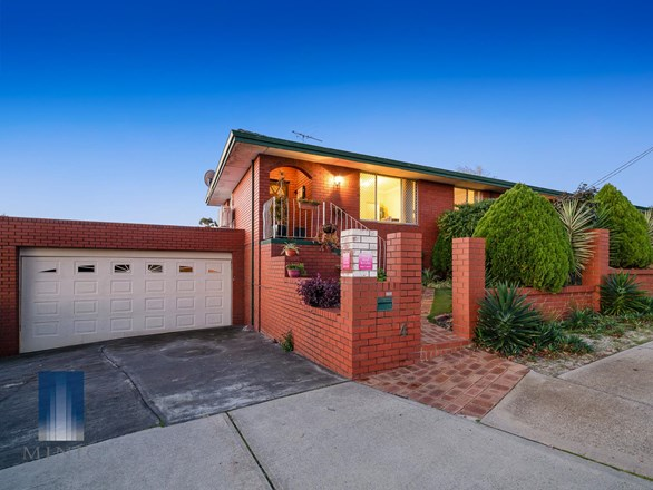 4 Apsley Road, Willetton WA 6155