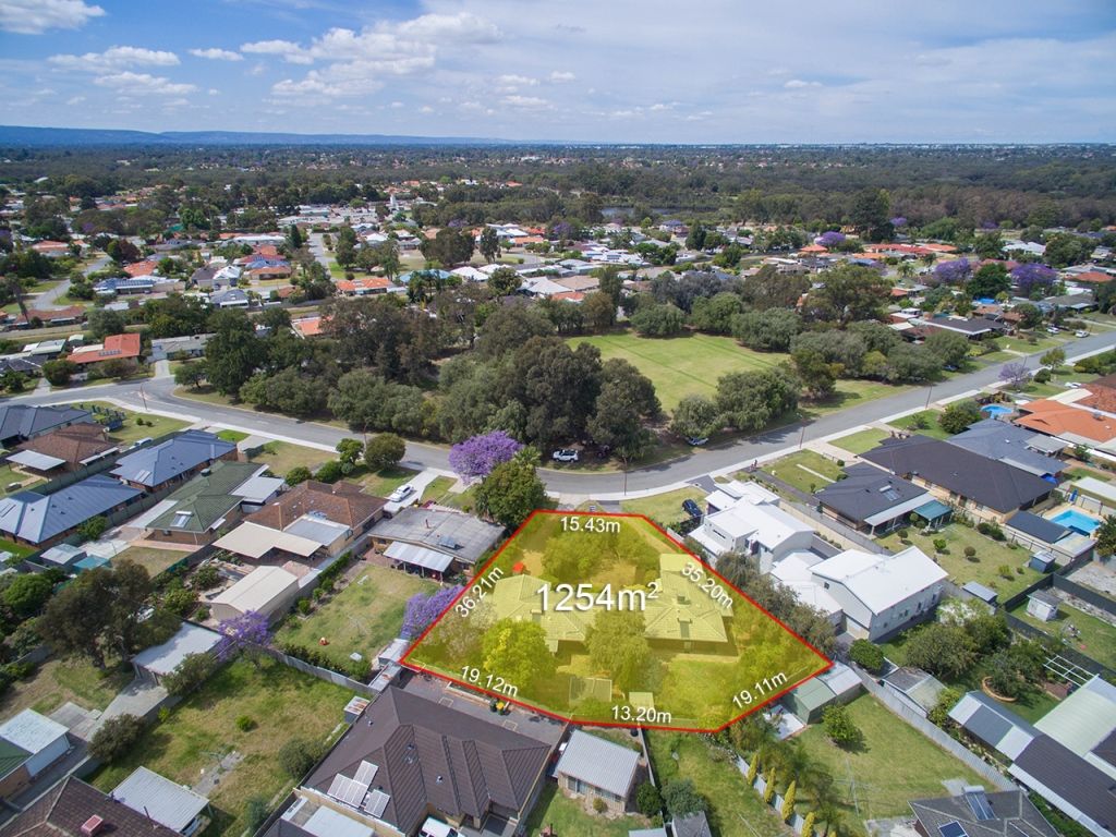 17 & 17A Alderley Square, Wilson WA 6107, Image 0