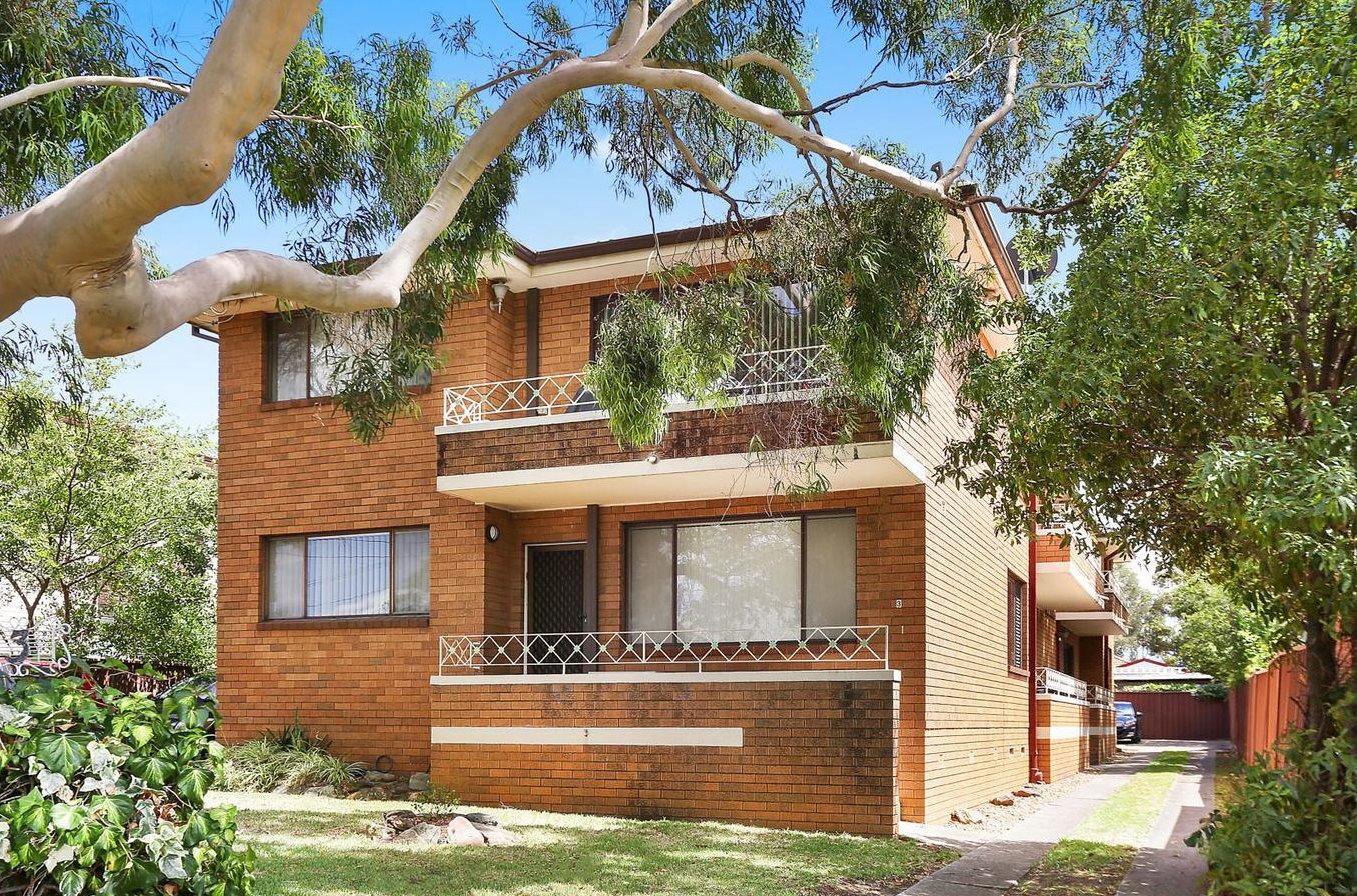 2 bedrooms Apartment / Unit / Flat in 1/3 Shipley Street NORTH STRATHFIELD NSW, 2137