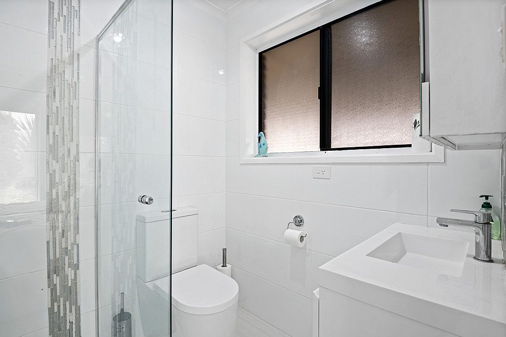 7 CLYDESDALE Court Woodcroft SA 5162 House For Rent Domain