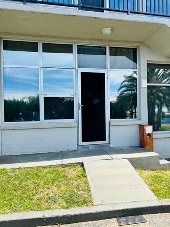 1 bedrooms House in 4/11-17 Hindmarsh Road MCCRACKEN SA, 5211