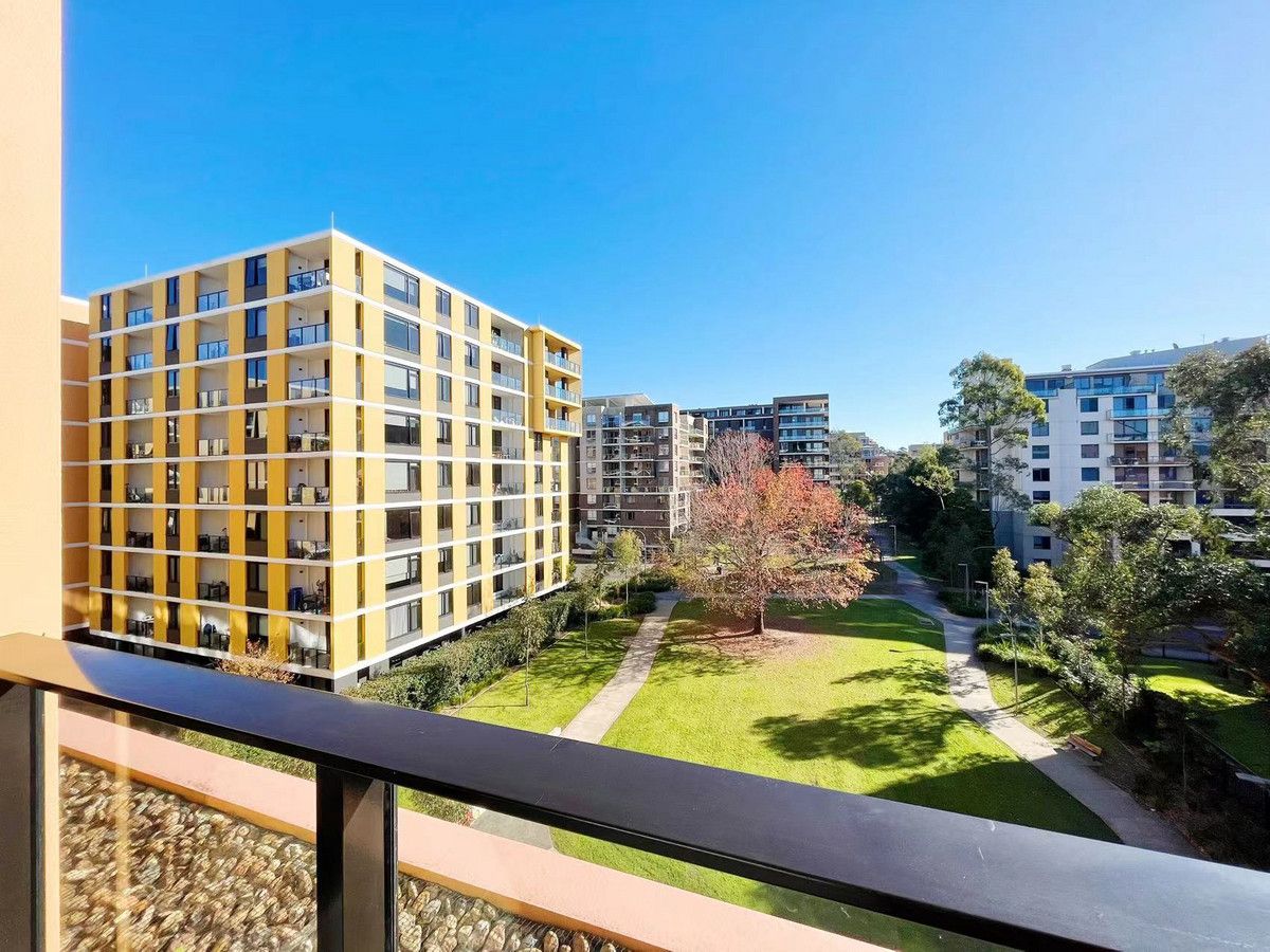 2 bedrooms Apartment / Unit / Flat in lv5/21-37 Waitara Avenue WAITARA NSW, 2077