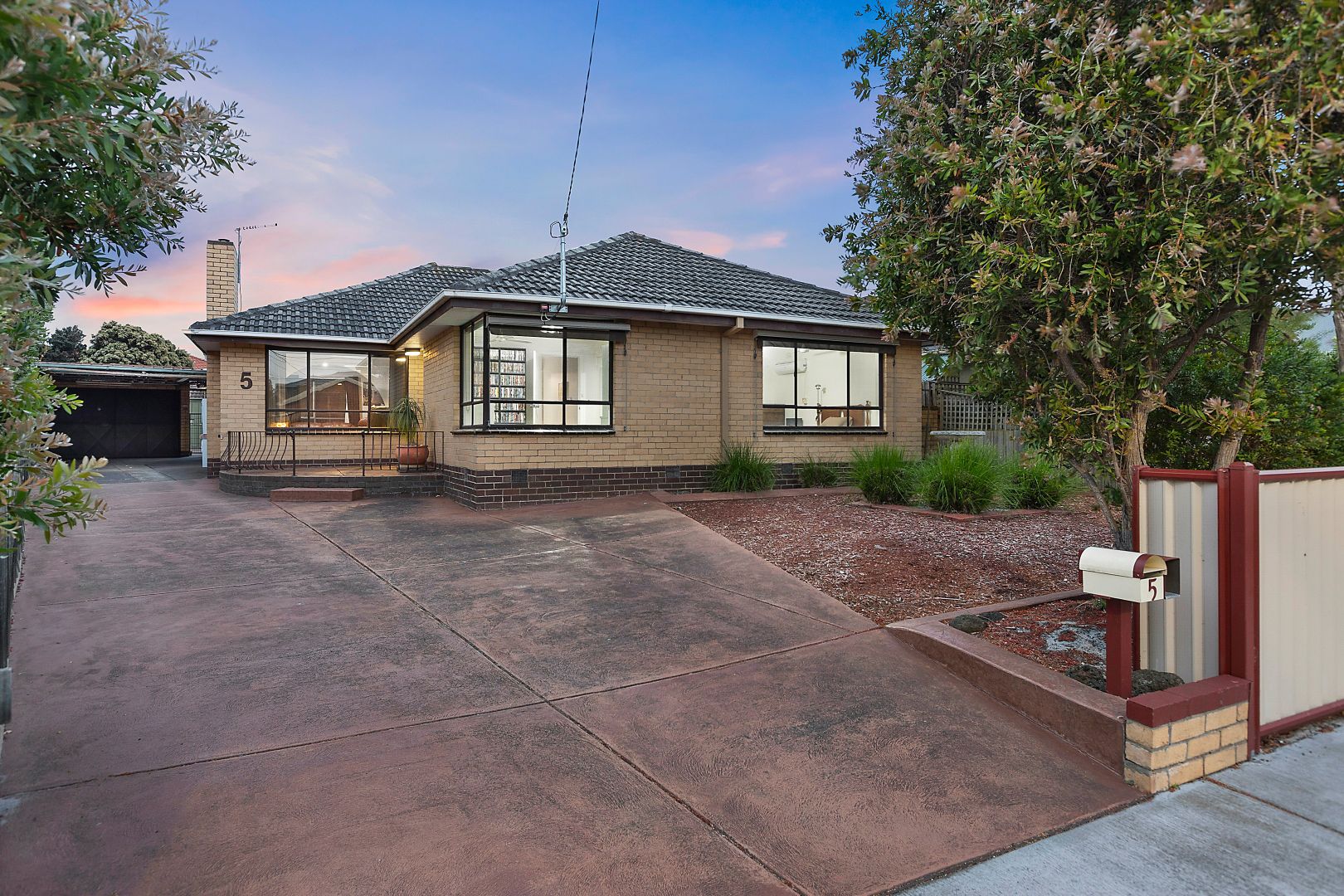 5 Eunice Drive, Cheltenham VIC 3192, Image 1