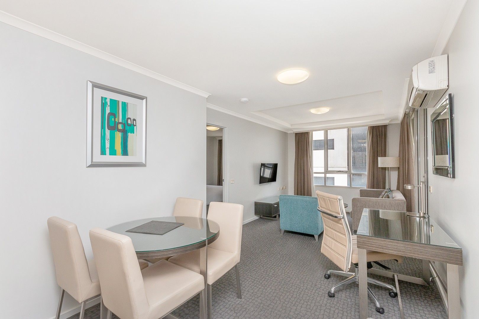 1 bedrooms Apartment / Unit / Flat in 1Bed/100 Northbourne Avenue BRADDON ACT, 2612