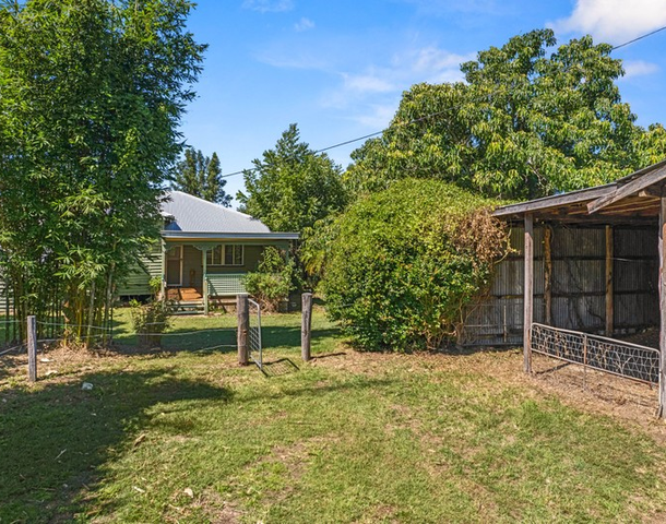 76 Allen Road, Chatsworth QLD 4570