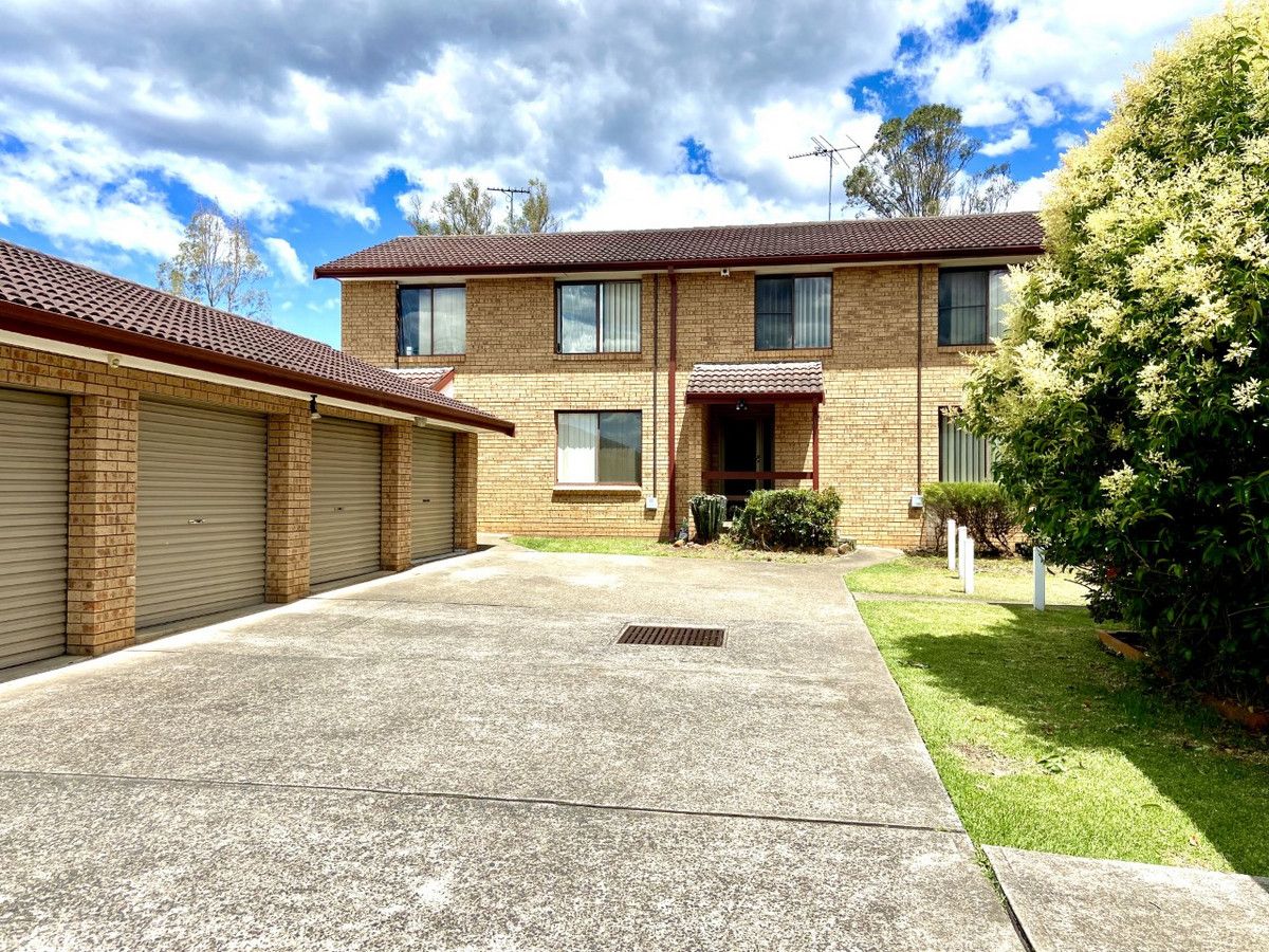 3 bedrooms Townhouse in 15/38 Barcoo Avenue LEUMEAH NSW, 2560