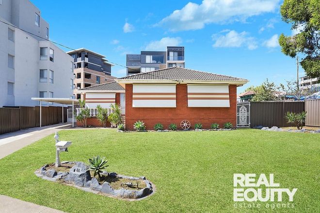 Picture of 84 Lucas Avenue, MOOREBANK NSW 2170