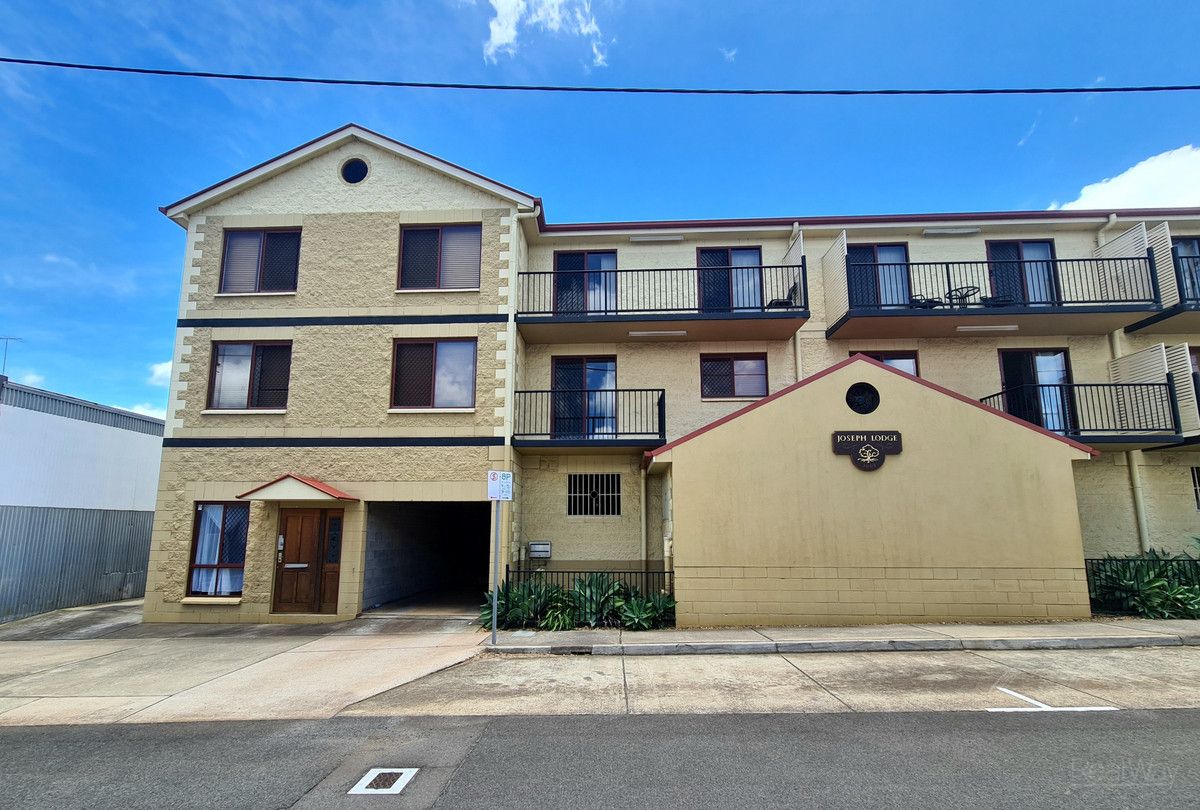 2 bedrooms Apartment / Unit / Flat in 4/5 Joseph Street TOOWOOMBA CITY QLD, 4350