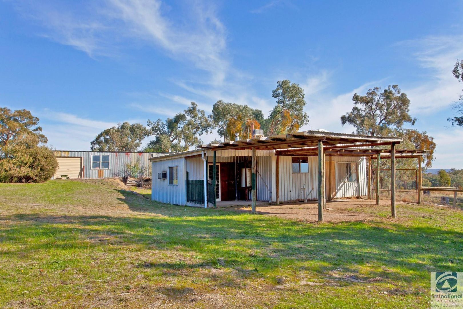 320 Toveys Road, Chiltern VIC 3683, Image 2