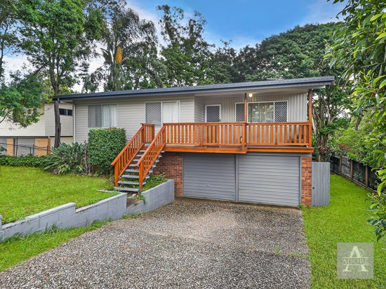 21 Yingally Drive, Arana Hills QLD 4054