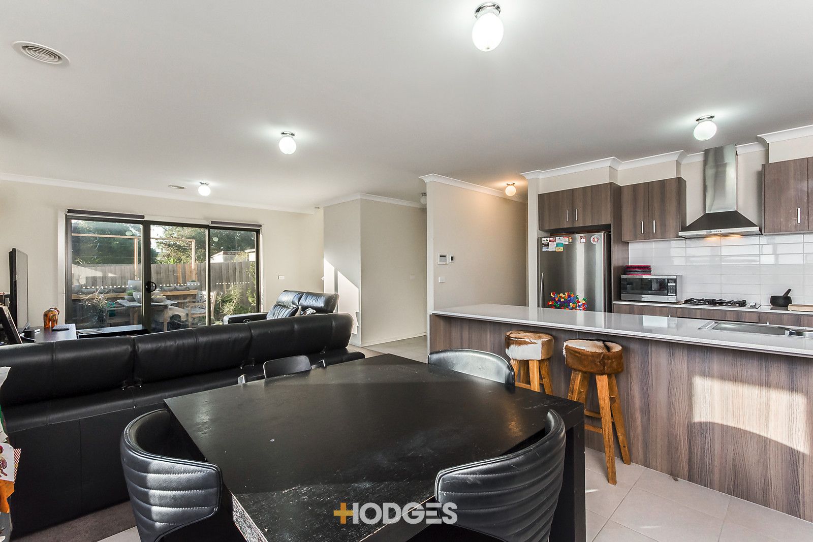 2/134 McCurdy Road, Herne Hill VIC 3218, Image 2