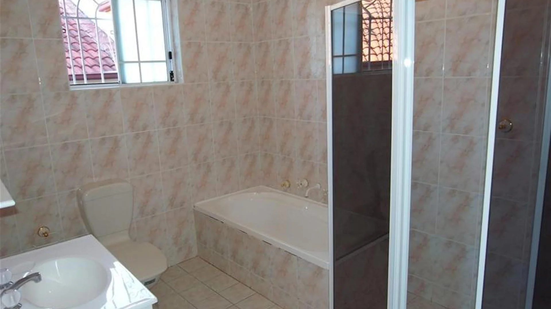 Additional image 4 of 8/14-16 Tintern Avenue, Carlingford NSW 2118