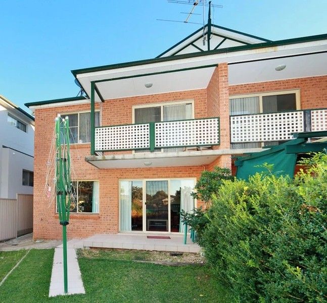 3 bedrooms Duplex in 10B McLeod Street HURSTVILLE NSW, 2220