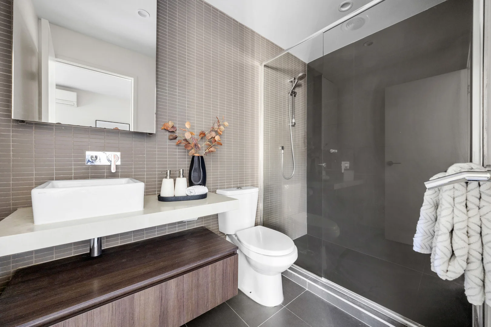 Additional image 12 of 3/3 Marco Polo St, Essendon VIC 3040