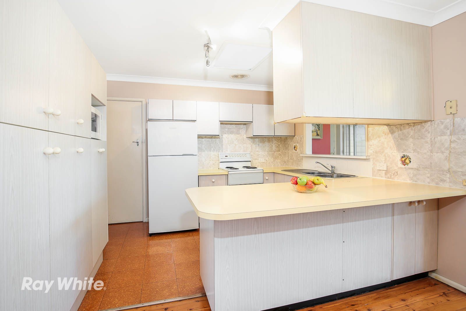 37 Reilleys Road, Winston Hills NSW 2153, Image 2