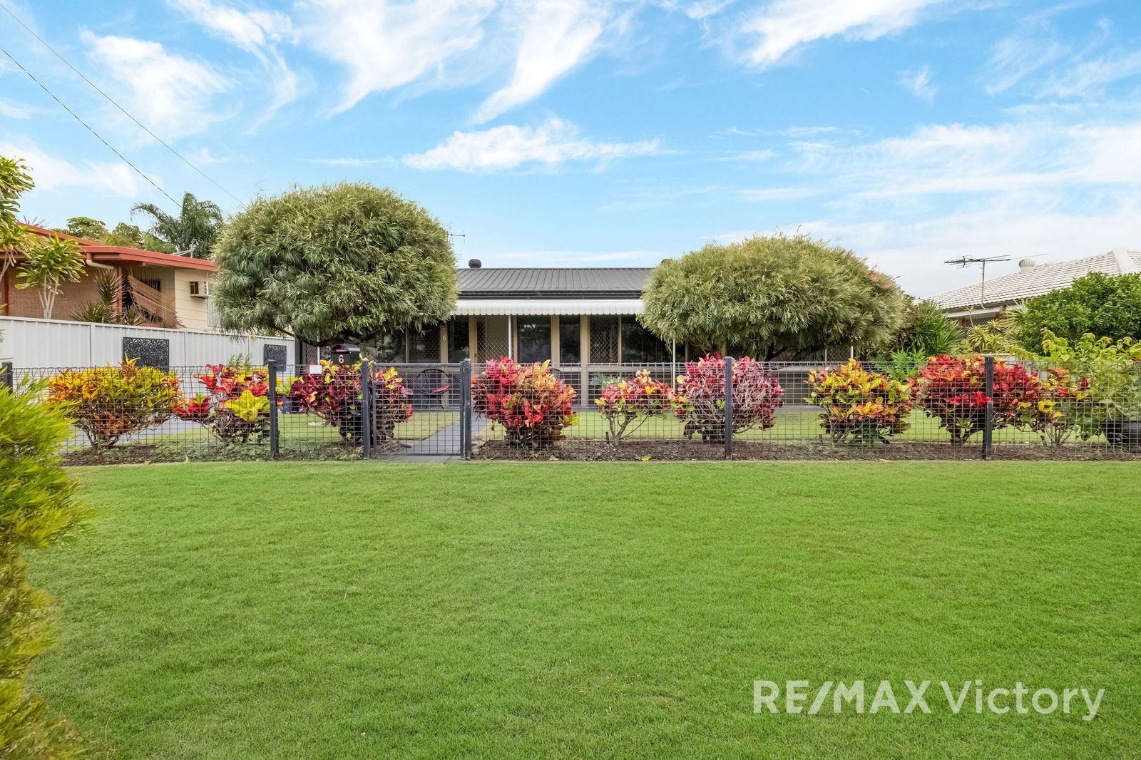 6 Trevor St, Beachmere QLD 4510, Image 0