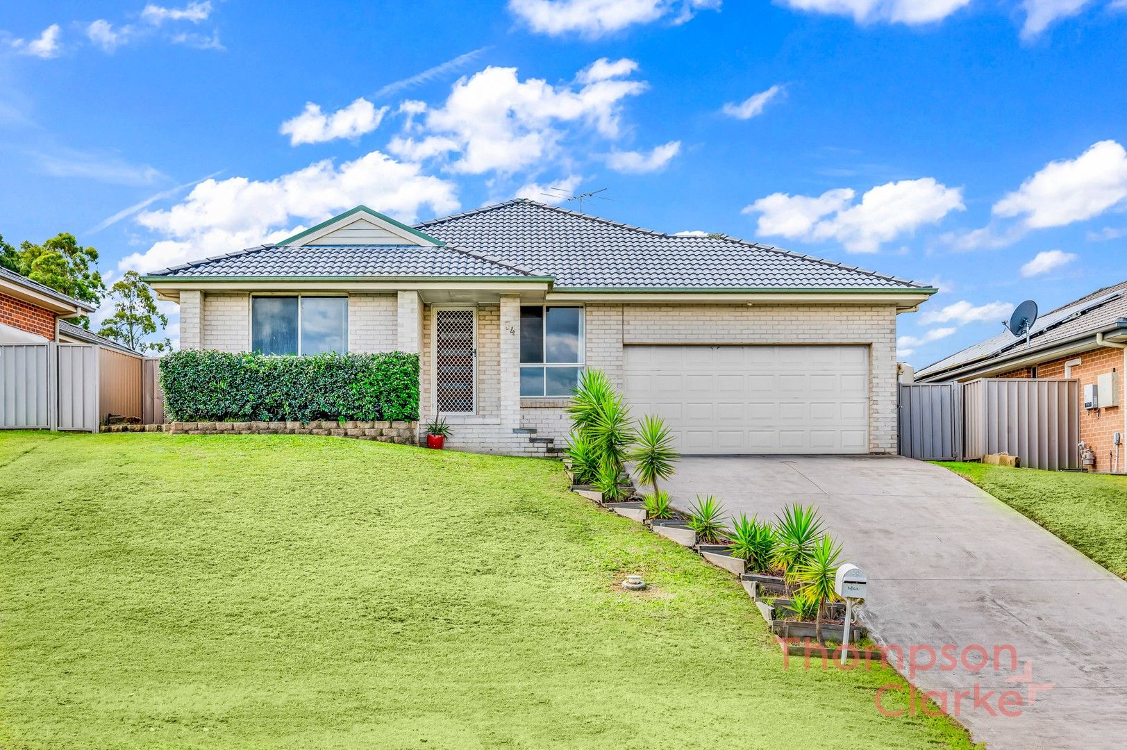 4 bedrooms House in 34 Pumphouse Crescent RUTHERFORD NSW, 2320