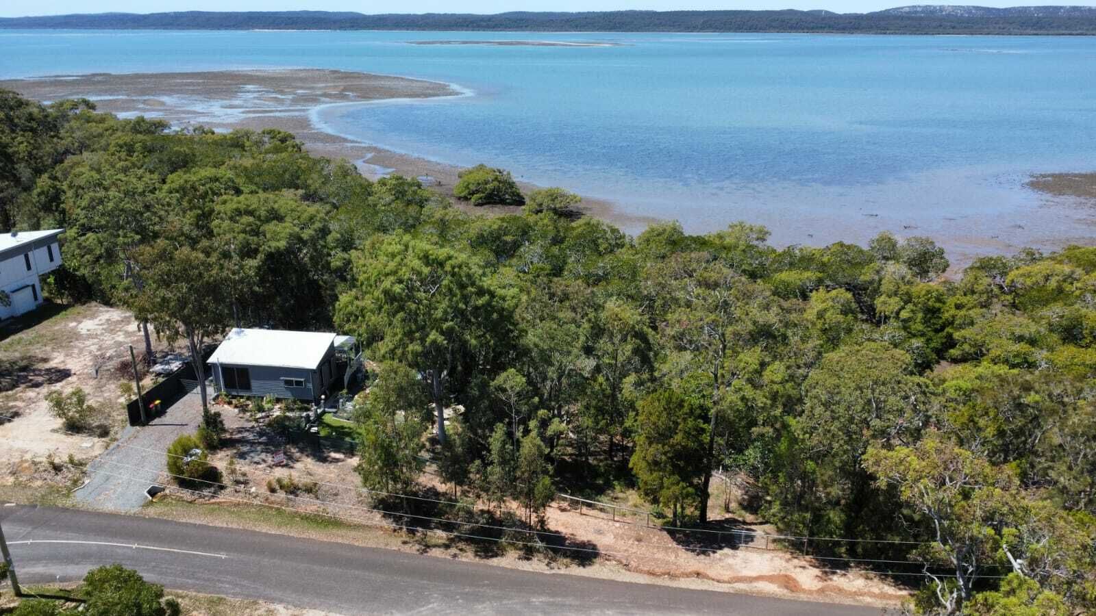 1 bedrooms House in 1-3 Blue Bay Cres MACLEAY ISLAND QLD, 4184
