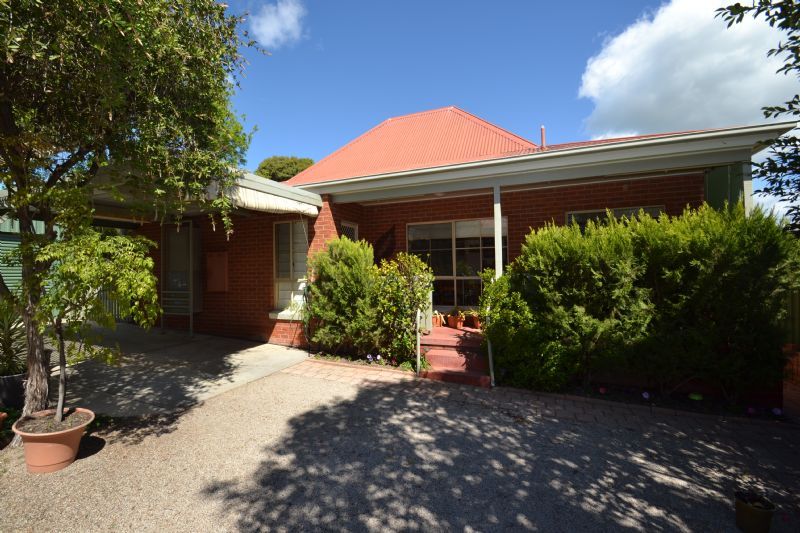 2/6 FROH COURT, WANGARATTA VIC 3677, Image 0