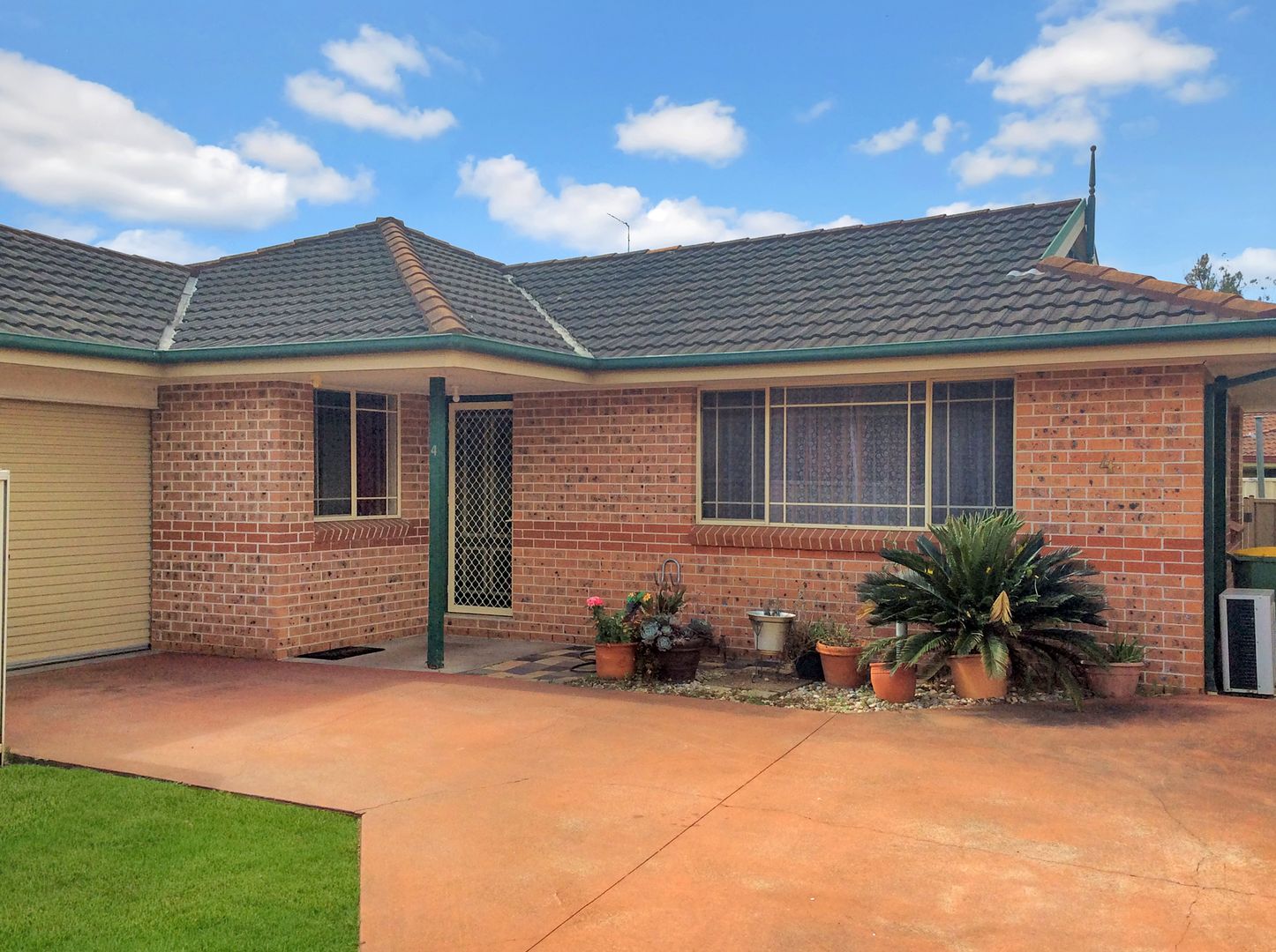 4/11 Street, Kingswood Property History & Address Research