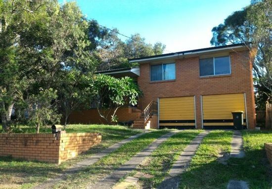 3 bedrooms House in 16 Narooma St SUNNYBANK QLD, 4109