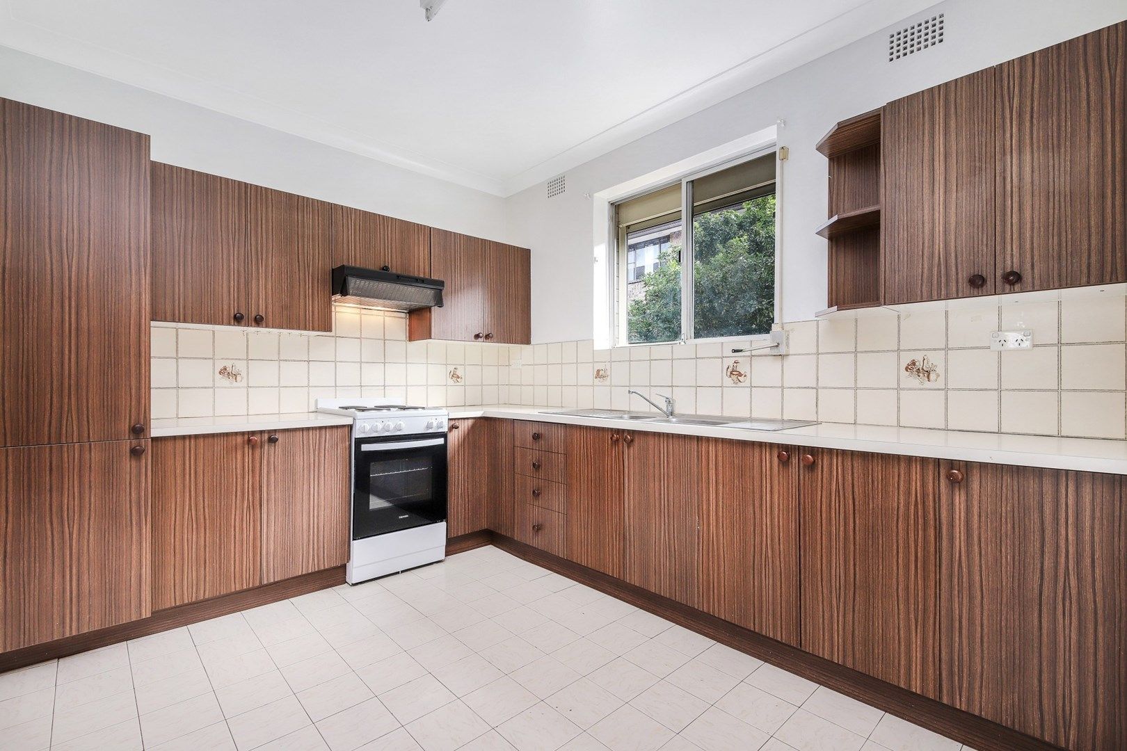 2/13 Doodson Avenue, Lidcombe NSW 2141, Image 1