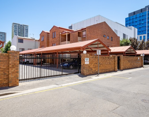 10/11 Royal Place, Adelaide SA 5000