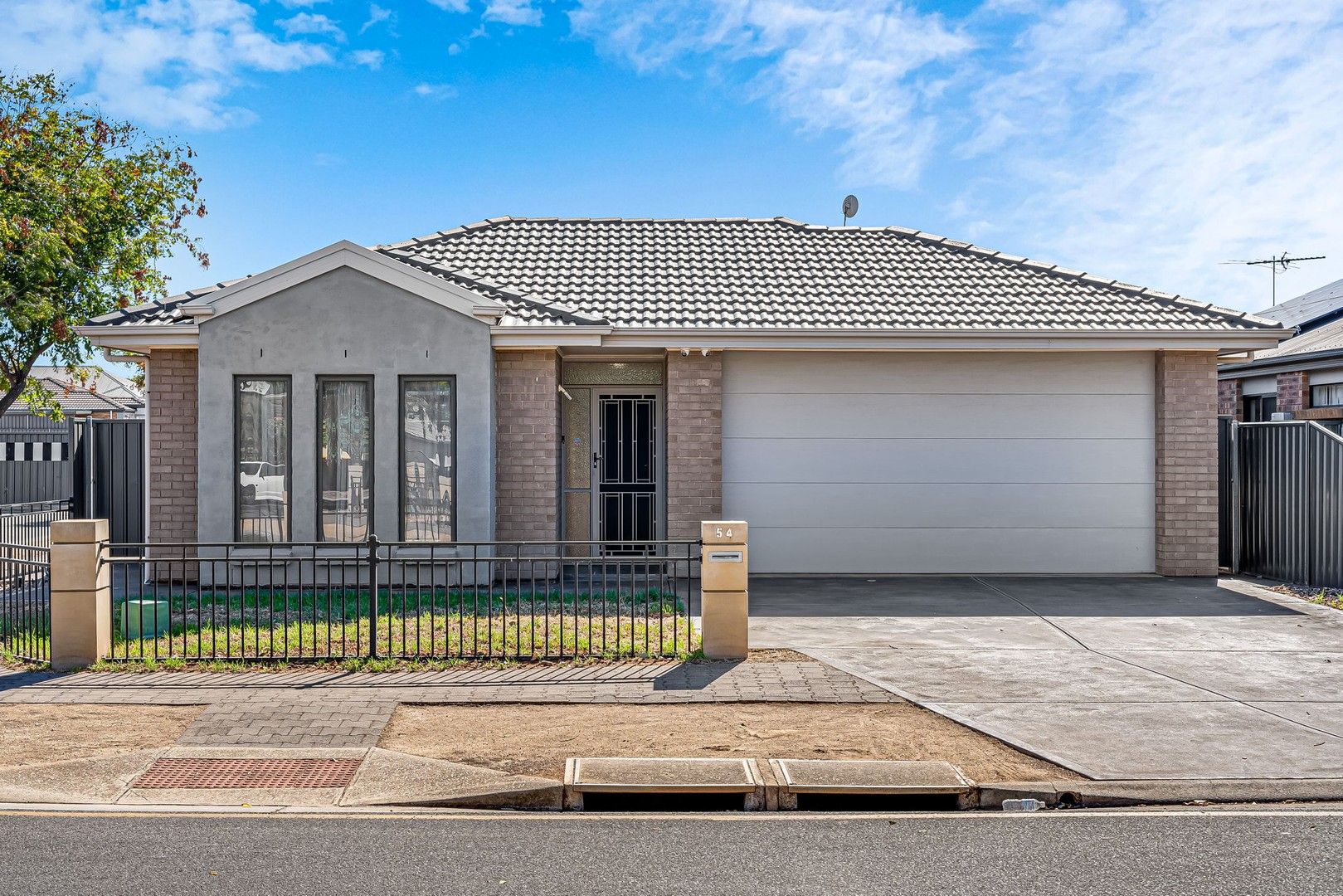 3 bedrooms House in 54 St Germain Avenue ANDREWS FARM SA, 5114