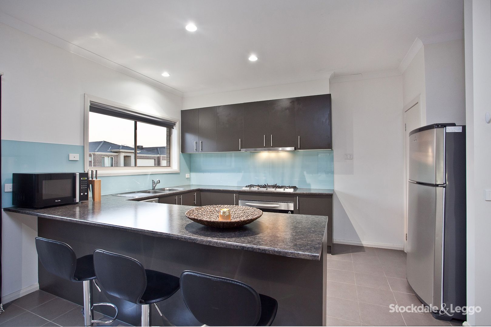 17 Bunker Circiut, Deer Park VIC 3023, Image 2