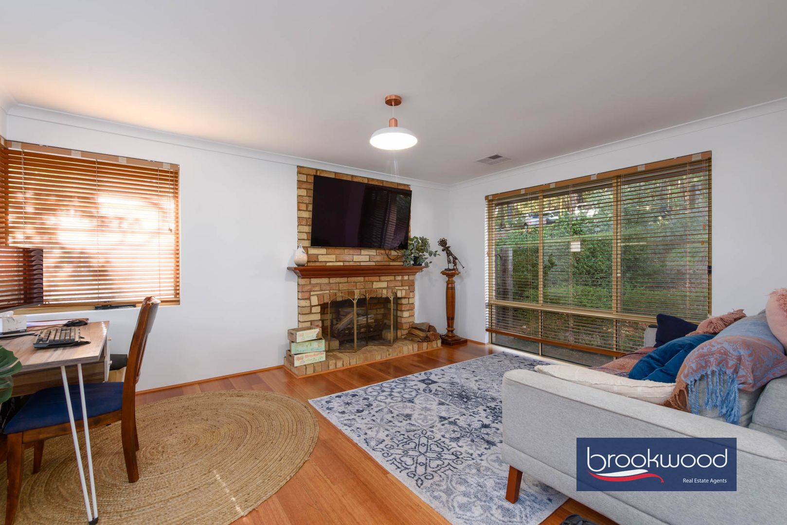 810 Stevens Street, Mundaring WA 6073, Image 2