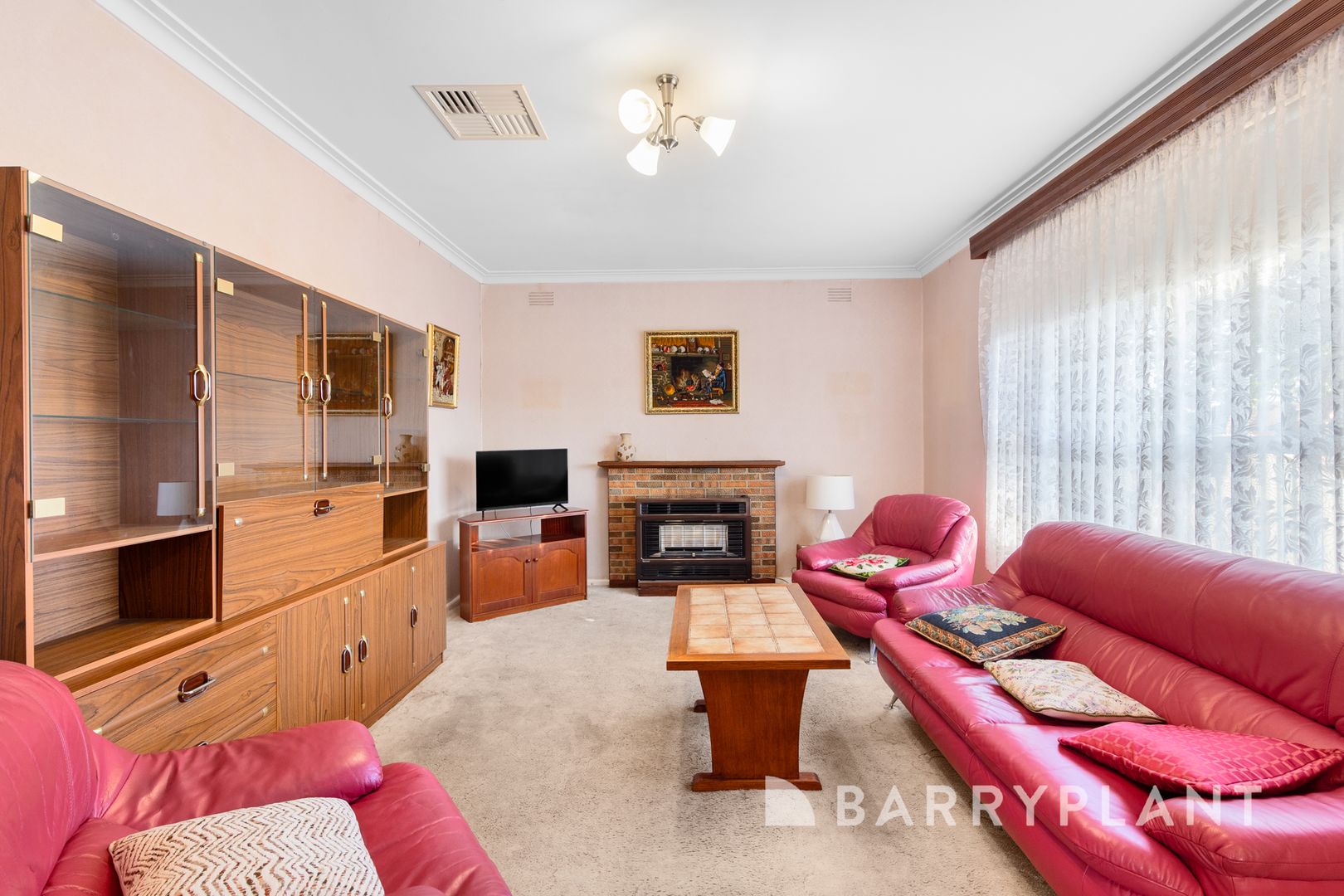 24 Glyndon Avenue, St Albans VIC 3021, Image 2