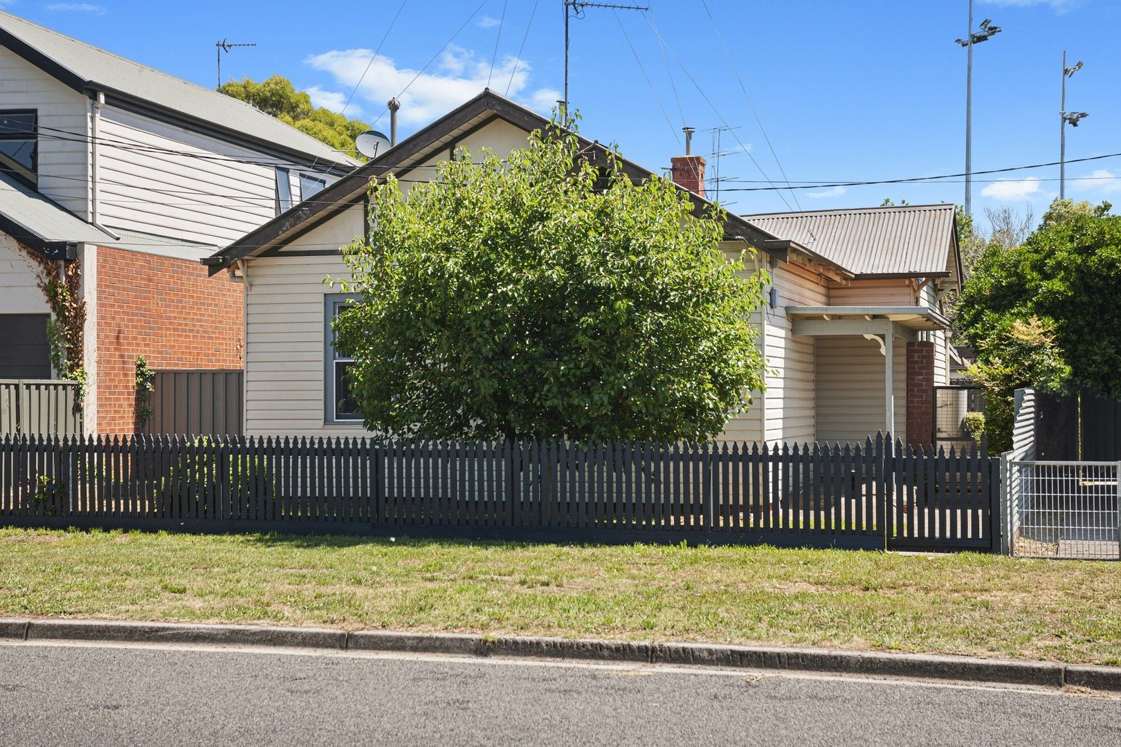 19 Rowe St, Ballarat East VIC 3350, Image 0