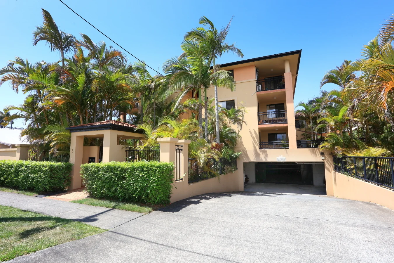 Additional image 2 of 3/5 Tarni Avenue, Palm Beach QLD 4221